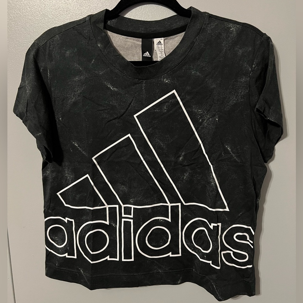 Women’s Adidas Size Large Marbled Athletic Tee